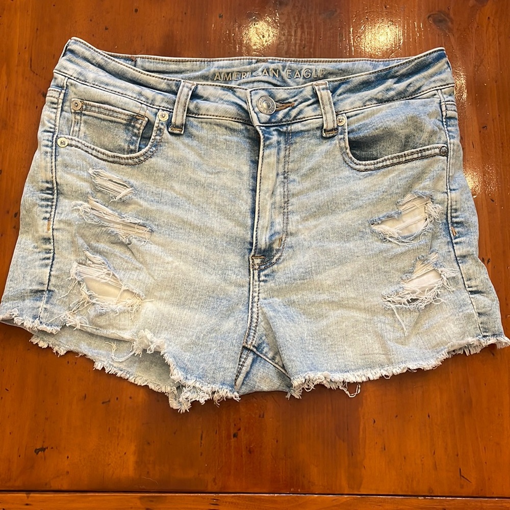 American Eagle stretch shorts